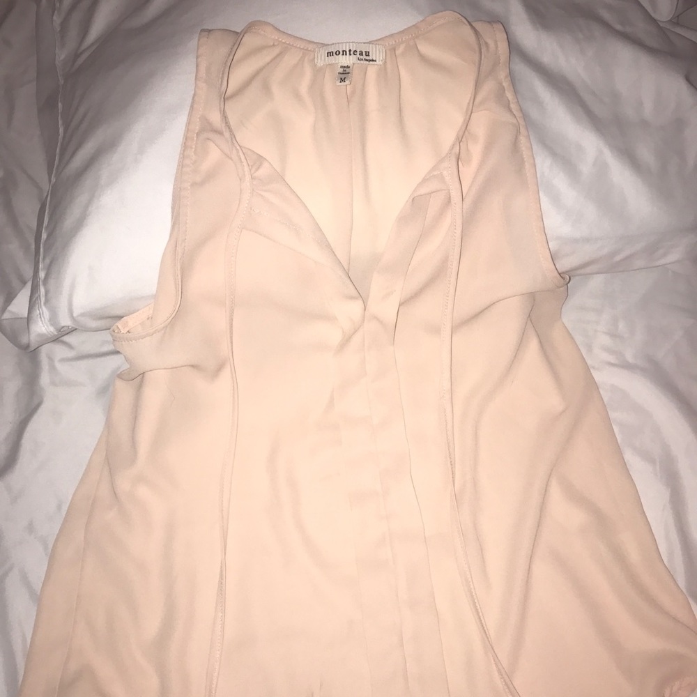 Beautiful silk creamy blouse from Monteau